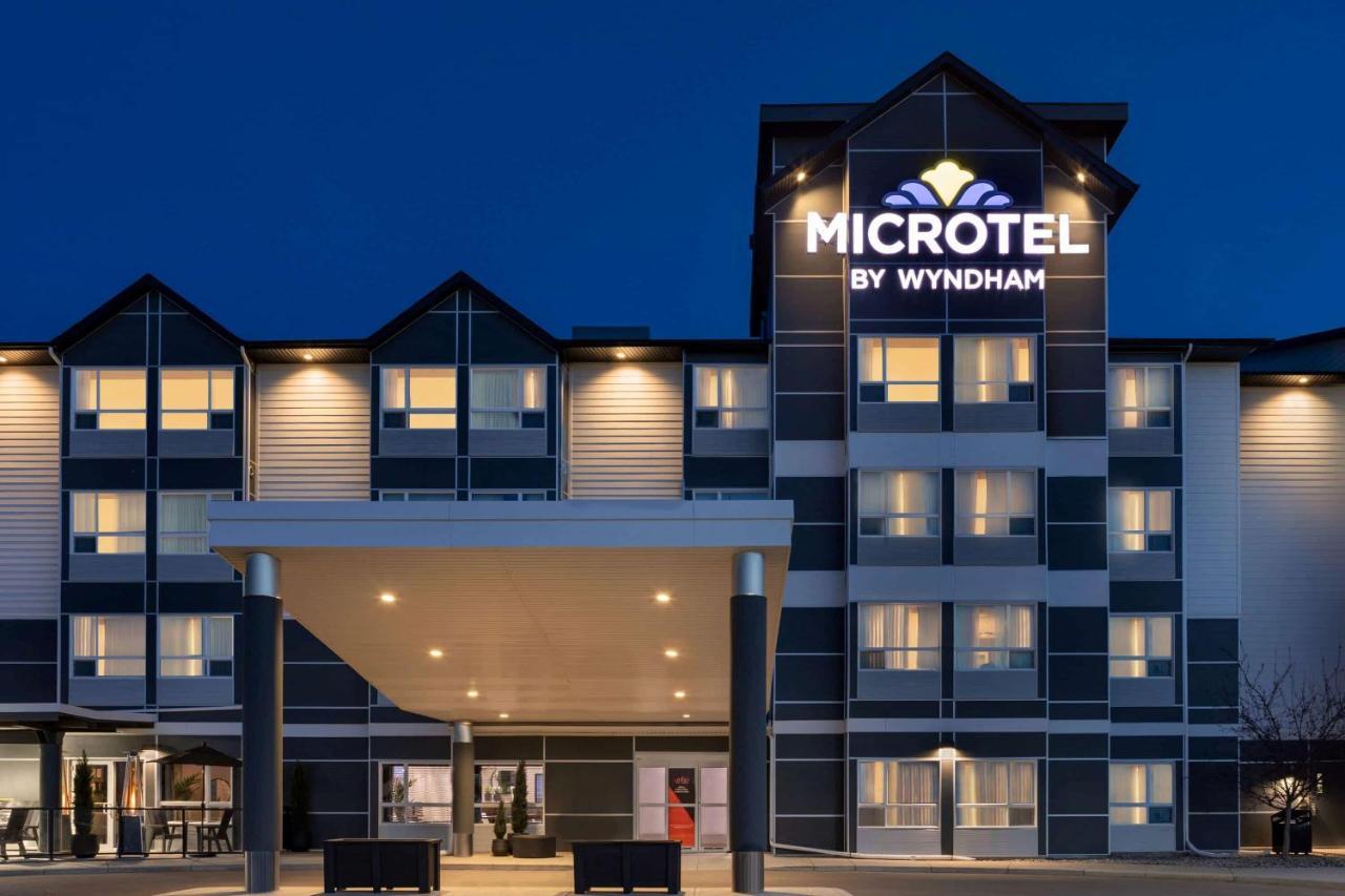 Microtel Inn And Suites By Wyndham Weyburn Exteriér fotografie