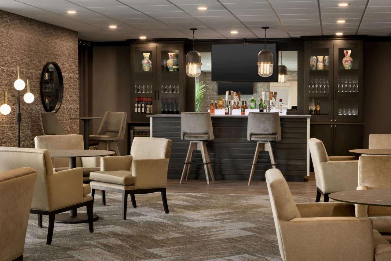 Microtel Inn And Suites By Wyndham Weyburn Exteriér fotografie